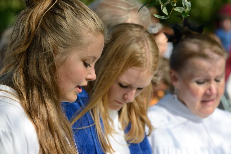  PB8_1239.JPG </br ><small> 2012-09-16 13:29</br >NIKON D800 + 70.0-200.0 mm f/2.8<br /> 155mm 1/1000s f/8 ISO 800</small>