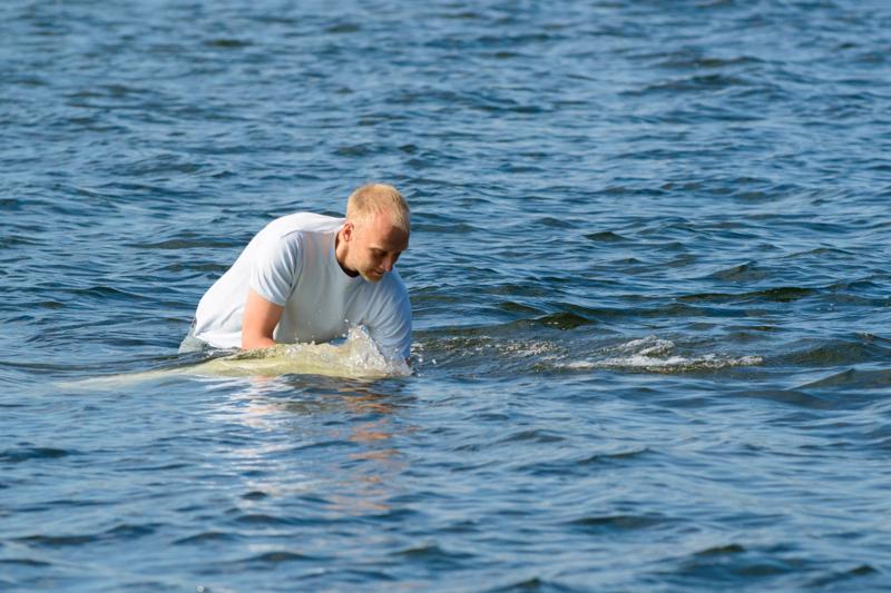  PB8_1252.JPG </br ><small> 2012-09-16 13:33</br >NIKON D800 + 70.0-200.0 mm f/2.8<br /> 200mm 1/4000s f/5.6 ISO 800</small>