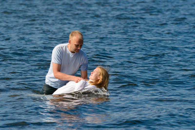  PB8_1262.JPG </br ><small> 2012-09-16 13:34</br >NIKON D800 + 70.0-200.0 mm f/2.8<br /> 200mm 1/6400s f/5.6 ISO 800</small>