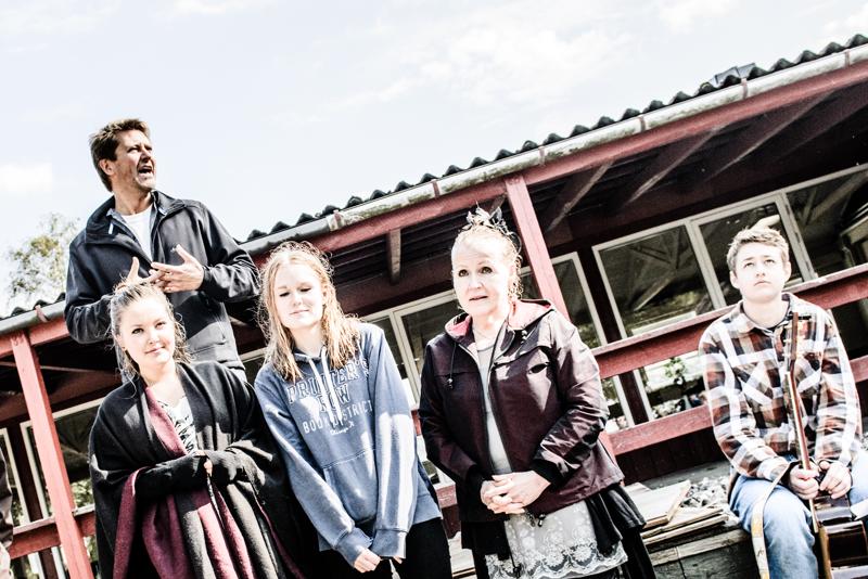  PB8_1284.JPG </br ><small> 2012-09-16 13:53</br >NIKON D800 + 24.0-70.0 mm f/2.8<br /> 24mm 1/1000s f/5.6 ISO 800</small>