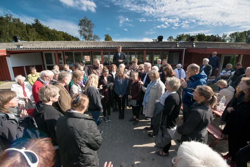  PB8_1289.JPG </br ><small> 2012-09-16 13:55</br >NIKON D800 + 14.0-24.0 mm f/2.8<br /> 14mm 1/1600s f/8 ISO 800</small>