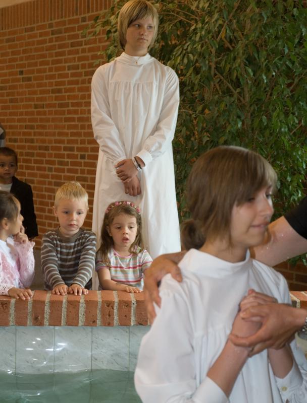  D2C_9987.jpg </br ><small> 2007-05-27 10:51</br >NIKON D200 46mm 1/13s f/4.5 ISO 400</small>