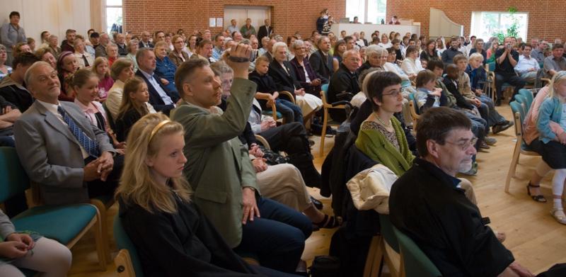  D2D_0002.jpg </br ><small> 2007-05-27 10:52</br >NIKON D200 18mm 1/10s f/3.5 ISO 400</small>