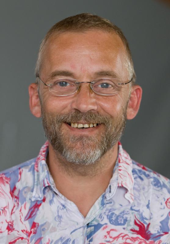  D2C_1284.jpg </br >Lennart</br > <small> 2007-07-26 13:24</br >NIKON D200 95mm 1/60s f/4 ISO 400</small>