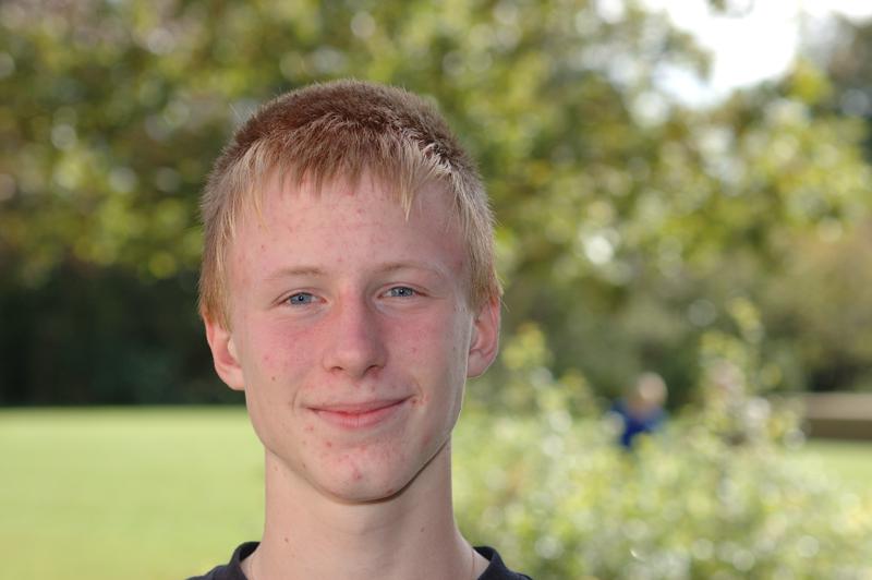  dsc_0542_std.jpg </br ><small> 2004-09-26 13:02</br >NIKON D70 85mm 1/500s f/5 </small>