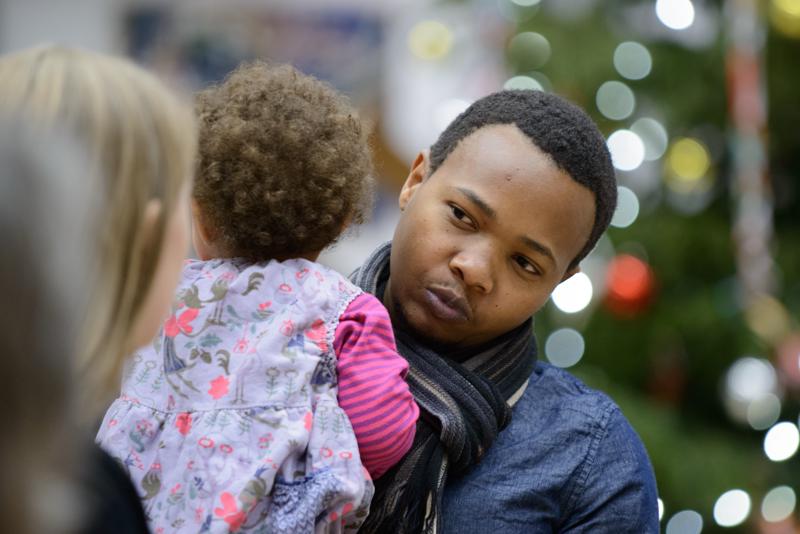  20131215_PB8_8183.JPG </br ><small> 2013-12-15 14:09</br >NIKON D800 + 70.0-200.0 mm f/2.8<br /> 180mm 1/60s f/2.8 ISO 1600</small>