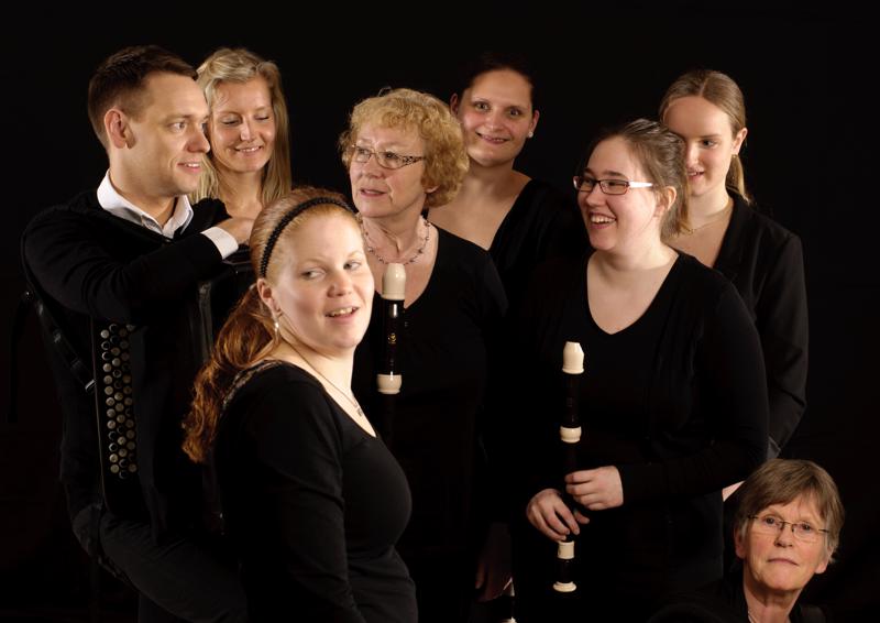  D3C_7041.jpg </br ><small> 2011-04-05 19:42</br >NIKON D300 + 50.0 mm f/1.4<br /> 50mm 1/50s f/8 ISO 100</small>