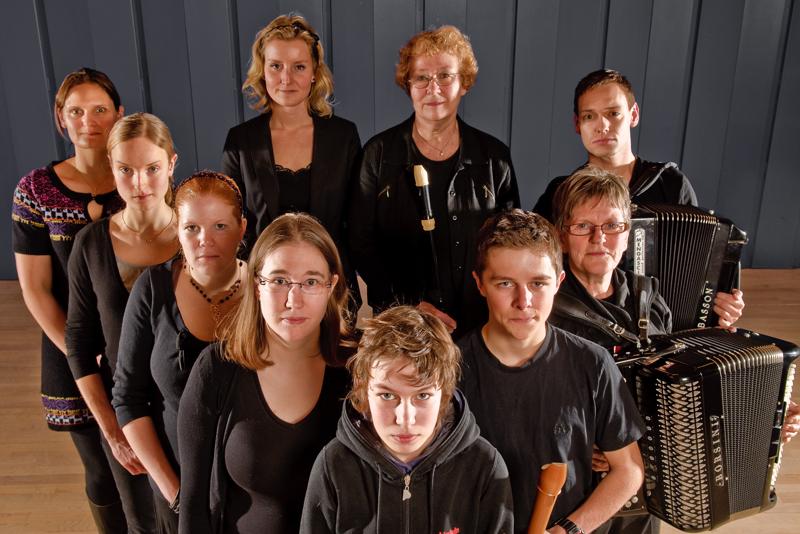  D3C_7263.jpg </br ><small> 2009-03-10 20:33</br >NIKON D300 24mm 1/125s f/8 ISO 100</small>