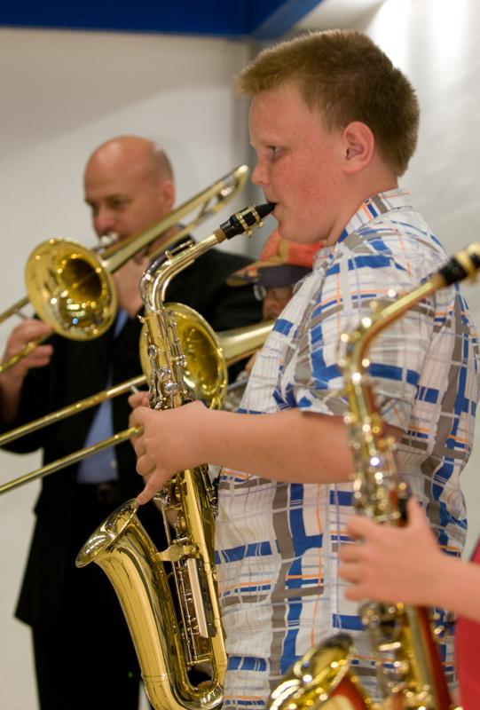  D3C_0668.jpg </br ><small> 2008-05-22 19:08</br >NIKON D300 70mm 1/50s f/2.8 ISO 500</small>