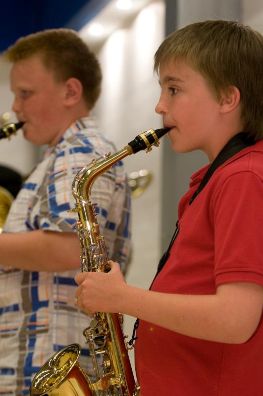  D3C_0669.jpg </br ><small> 2008-05-22 19:08</br >NIKON D300 70mm 1/60s f/2.8 ISO 500</small>