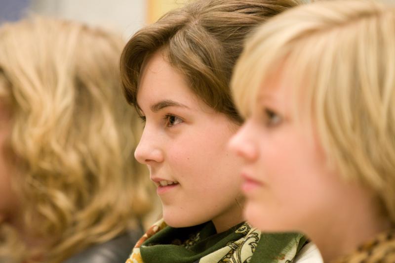  D3C_0693.jpg </br ><small> 2008-05-22 19:21</br >NIKON D300 200mm 1/30s f/2.8 ISO 1000</small>