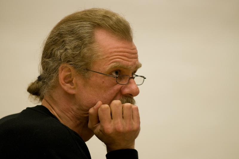  D3C_0737.jpg </br ><small> 2008-05-22 20:04</br >NIKON D300 200mm 1/50s f/2.8 ISO 800</small>