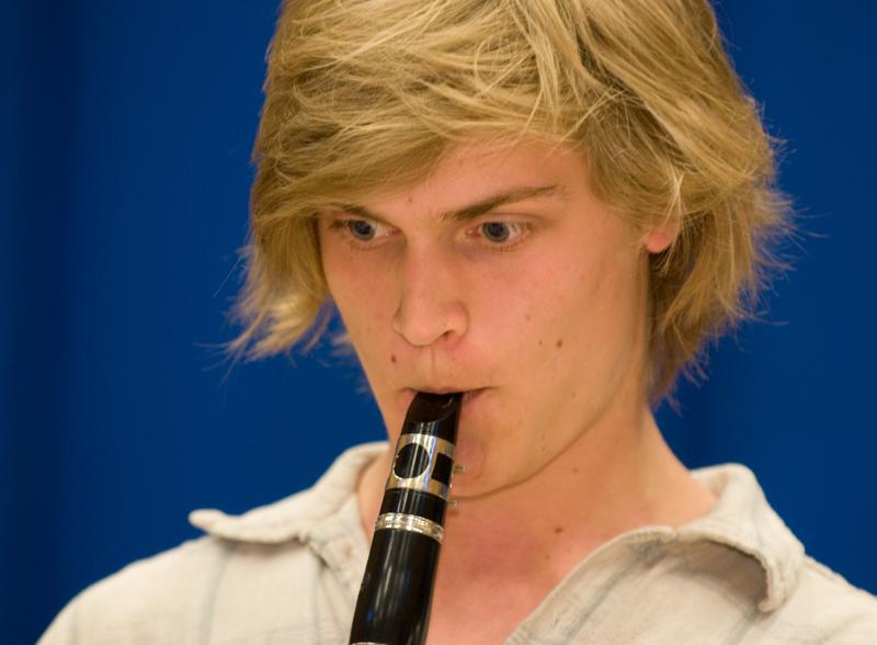  D3C_0787.jpg </br ><small> 2008-05-22 20:36</br >NIKON D300 200mm 1/30s f/2.8 ISO 800</small>