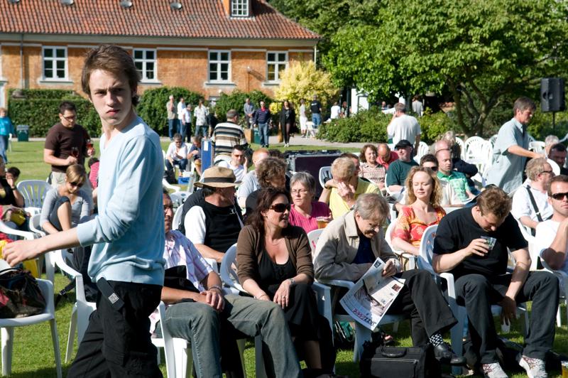  D3C_2449.jpg </br ><small> 2008-07-12 17:29</br >NIKON D300 55mm 1/500s f/8 ISO 200</small>