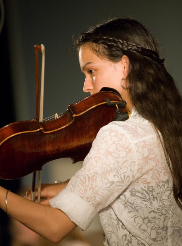  D2C_9058.jpg </br ><small> 2007-04-27 19:53</br >NIKON D200 200mm 1/125s f/2.8 ISO 800</small>