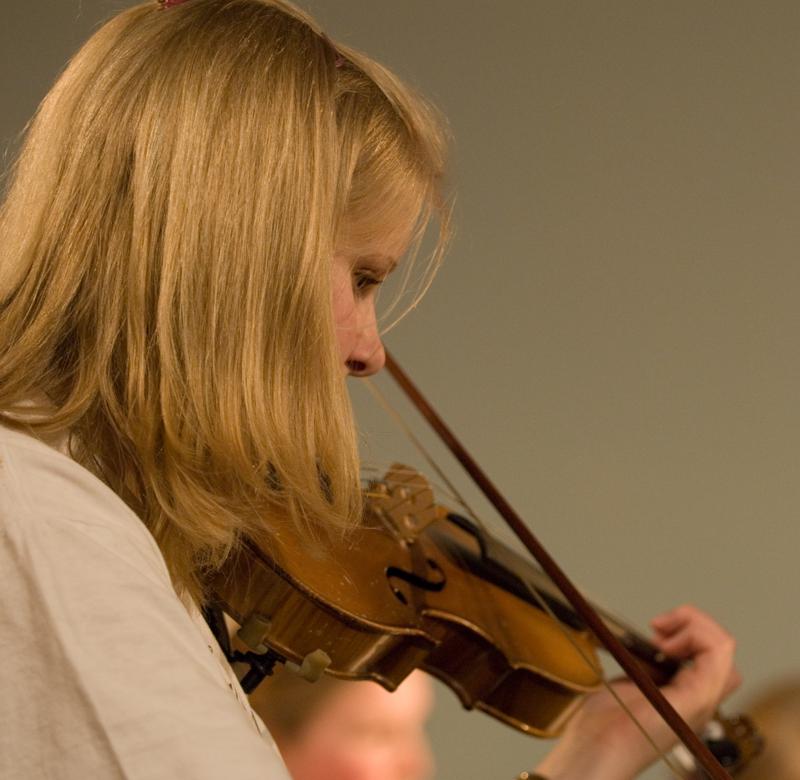  D2C_9090.jpg </br ><small> 2007-04-27 20:11</br >NIKON D200 105mm 1/40s f/2.8 ISO 800</small>