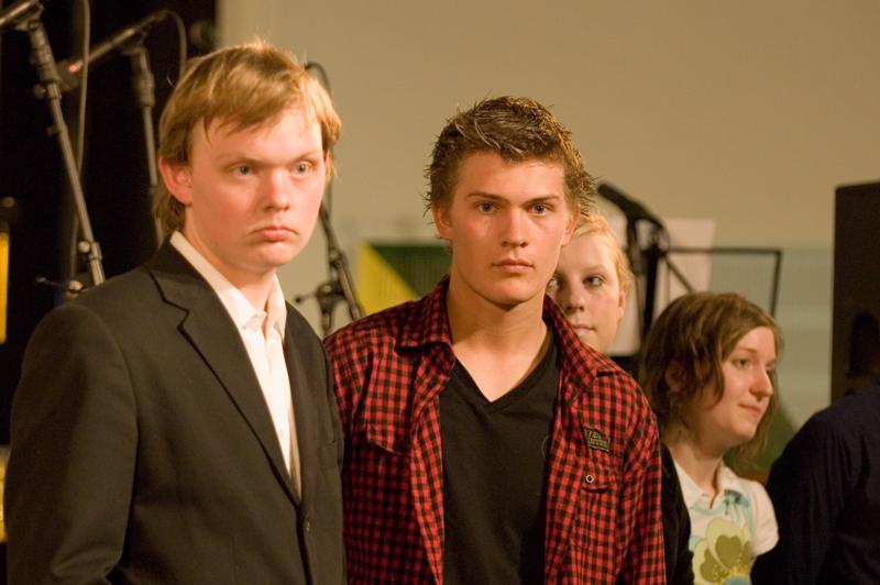  D2C_9094.jpg </br ><small> 2007-04-27 20:15</br >NIKON D200 120mm 1/20s f/2.8 ISO 800</small>