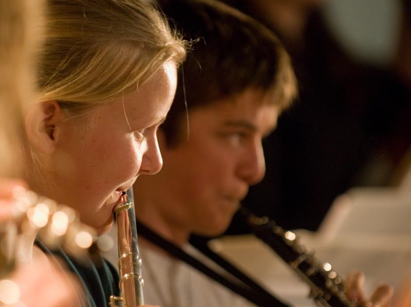  D2C_9166.jpg </br ><small> 2007-04-27 21:19</br >NIKON D200 200mm 1/40s f/2.8 ISO 800</small>