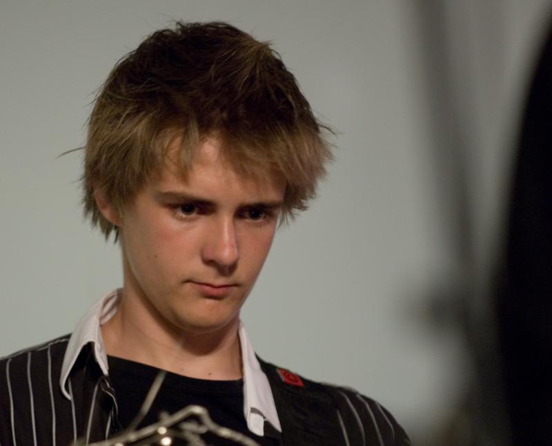  D2C_9185.jpg </br ><small> 2007-04-27 21:23</br >NIKON D200 200mm 1/13s f/2.8 ISO 800</small>