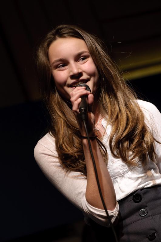  D3C_7777.jpg </br ><small> 2009-05-04 20:54</br >NIKON D300 160mm 1/125s f/4 ISO 500</small>