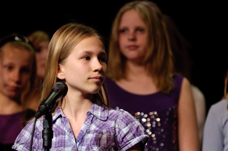  D3C_7856.jpg </br ><small> 2009-05-04 21:41</br >NIKON D300 200mm 1/125s f/4 ISO 280</small>