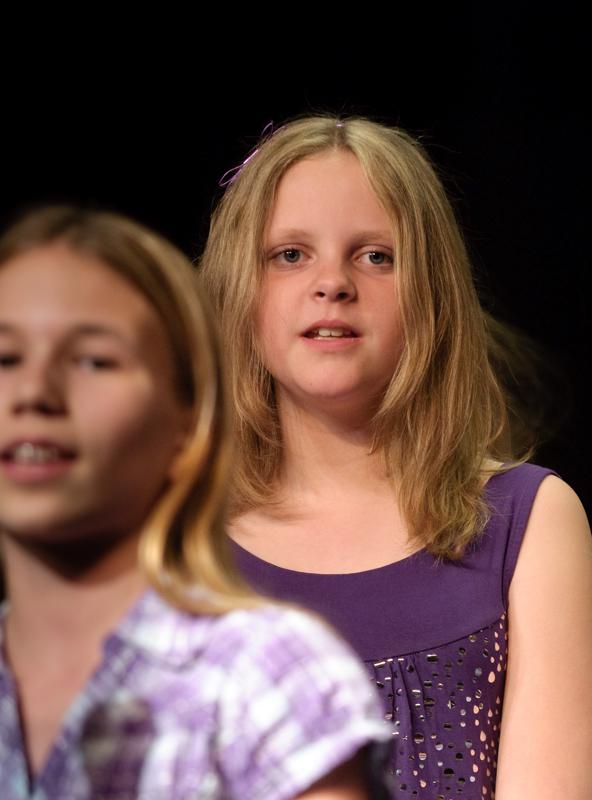  D3C_7869.jpg </br ><small> 2009-05-04 21:43</br >NIKON D300 190mm 1/125s f/4 ISO 900</small>