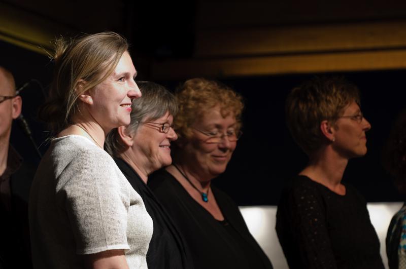  D3C_7711.jpg </br ><small> 2009-05-04 20:07</br >NIKON D300 135mm 1/60s f/4 ISO 720</small>