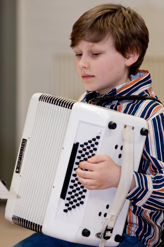  D3C_7112.jpg </br ><small> 2009-03-02 20:09</br >NIKON D300 155mm 1/30s f/4 ISO 400</small>