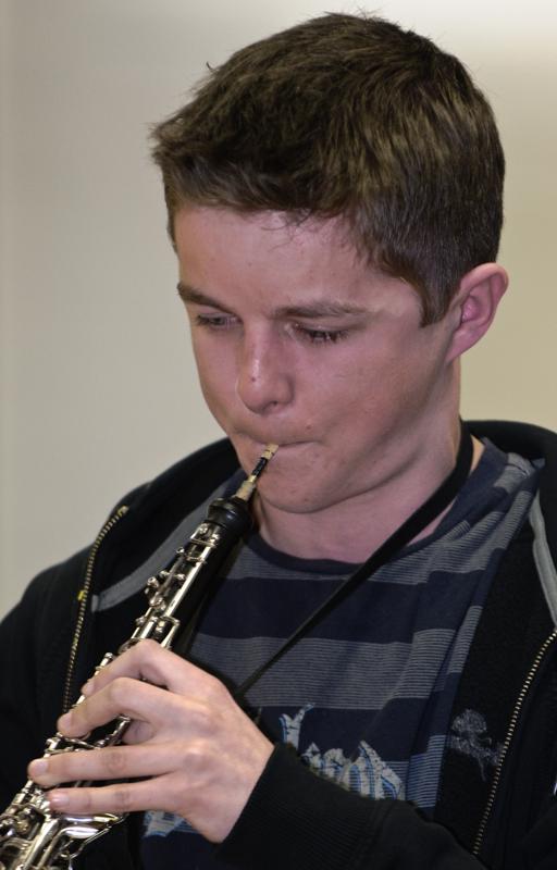  D3C_7165.jpg </br ><small> 2009-03-02 20:54</br >NIKON D300 200mm 1/60s f/4 ISO 800</small>