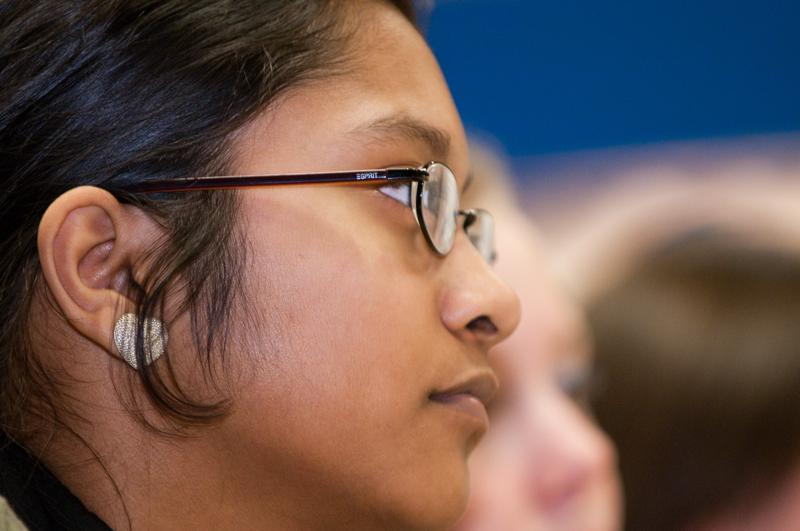  D3C_7186.jpg </br ><small> 2009-03-02 21:05</br >NIKON D300 200mm 1/60s f/4 ISO 800</small>