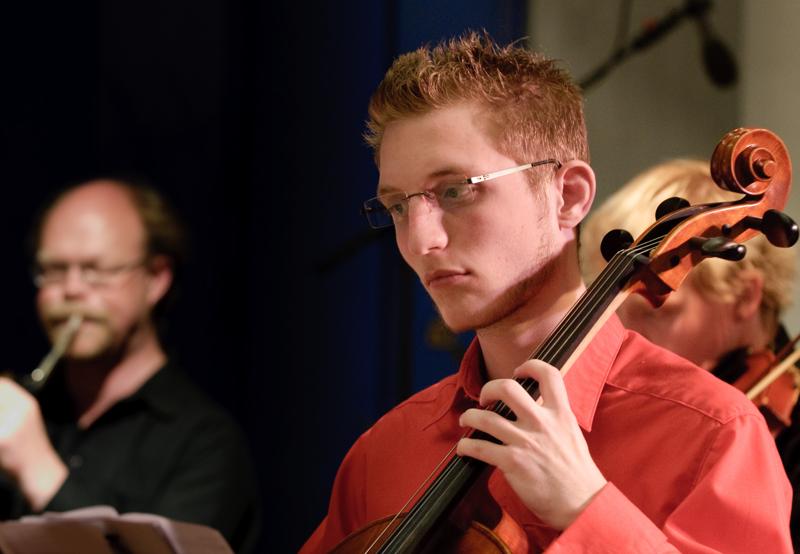  D3C_8107.jpg </br ><small> 2009-05-28 19:16</br >NIKON D300 110mm 1/80s f/4 ISO 1000</small>