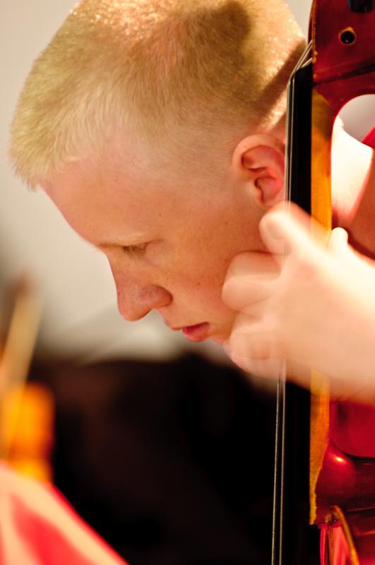  D3C_8123.jpg </br ><small> 2009-05-28 19:32</br >NIKON D300 200mm 1/10s f/4 ISO 400</small>