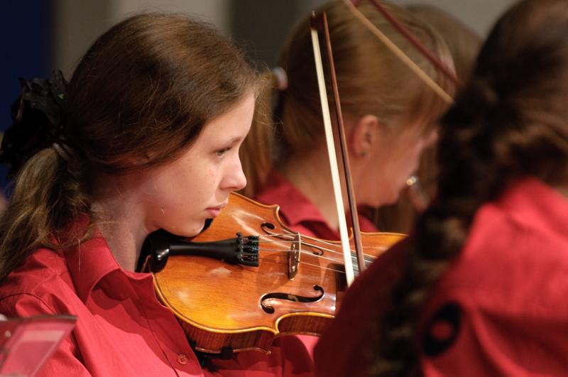  D3C_8136.jpg </br ><small> 2009-05-28 19:43</br >NIKON D300 200mm 1/80s f/4 ISO 900</small>