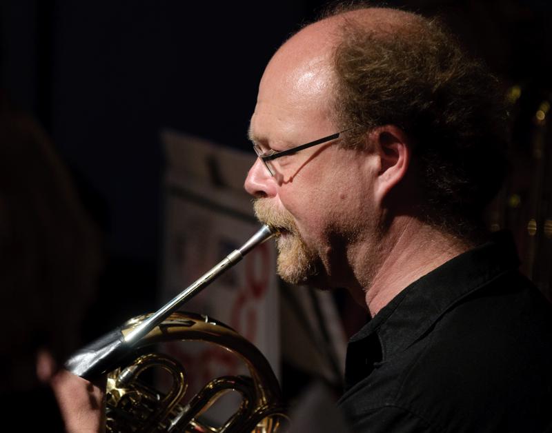  D3C_8161.jpg </br ><small> 2009-05-28 20:36</br >NIKON D300 190mm 1/250s f/4 ISO 800</small>