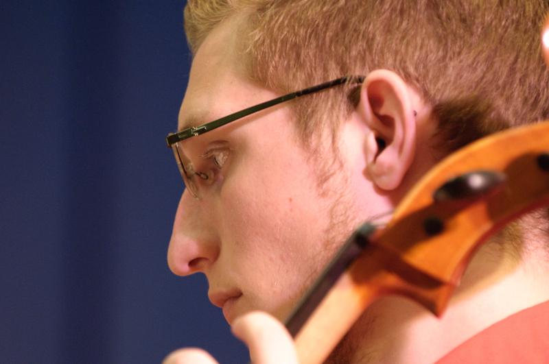  D3C_8171.jpg </br ><small> 2009-05-28 20:44</br >NIKON D300 200mm 1/60s f/4 ISO 1600</small>