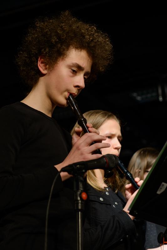  20130502_PB8_5029.JPG </br >Høje-Taastrup Kommunale Musikskole</br > <small> 2013-05-02 19:11</br >NIKON D800 + 24.0-70.0 mm f/2.8<br /> 70mm 1/80s f/4 ISO 220</small>