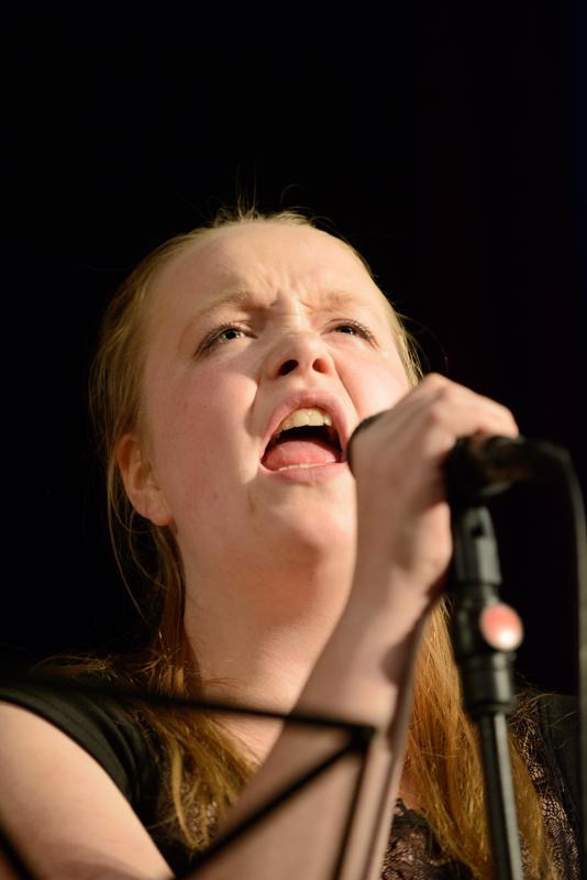  20130502_PB8_5097.JPG </br >Høje-Taastrup Kommunale Musikskole</br > <small> 2013-05-02 19:51</br >NIKON D800 + 70.0-200.0 mm f/2.8<br /> 175mm 1/200s f/3.5 ISO 2200</small>