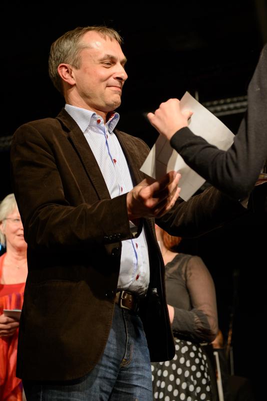  20130502_PB8_5106.JPG </br >Høje-Taastrup Kommunale Musikskole</br > <small> 2013-05-02 19:56</br >NIKON D800 + 24.0-70.0 mm f/2.8<br /> 60mm 1/60s f/4 ISO 500</small>