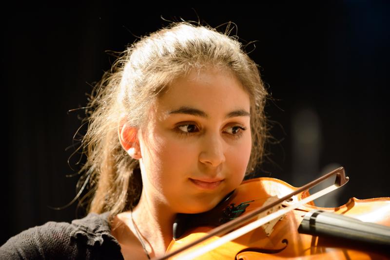  20140502_PB8_8896.JPG </br ><small> 2014-05-02 19:09</br >NIKON D800 + 70.0-200.0 mm f/2.8<br /> 155mm 1/30s f/2.8 ISO 6400</small>