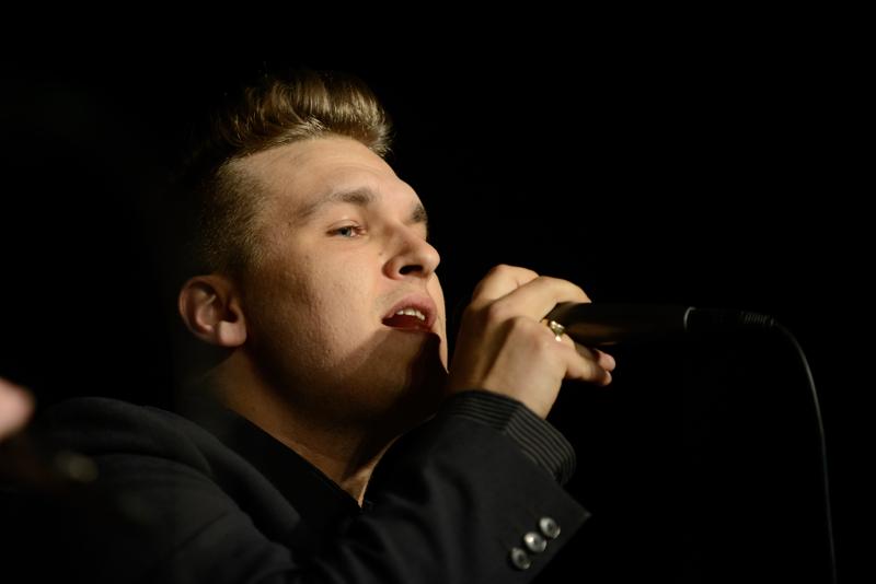  20140502_PB8_8884.JPG </br ><small> 2014-05-02 18:36</br >NIKON D800 + 70.0-200.0 mm f/2.8<br /> 170mm 1/200s f/2.8 ISO 800</small>