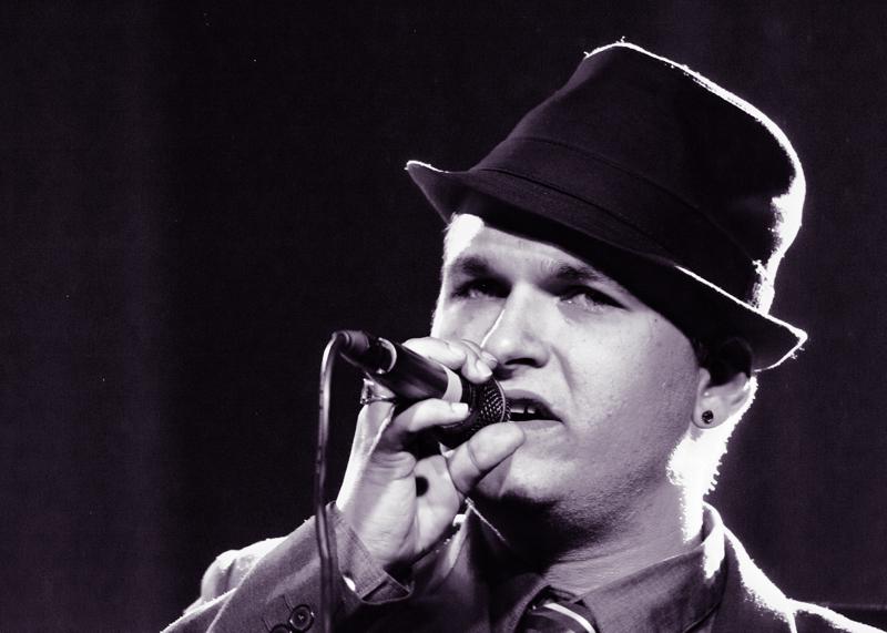  20150508-PB8_8321.JPG </br ><small> 2015-05-08 19:29</br >NIKON D800 + 150.0-600.0 mm f/5.0-6.3<br /> 460mm 1/250s f/6.3 ISO 4500</small>