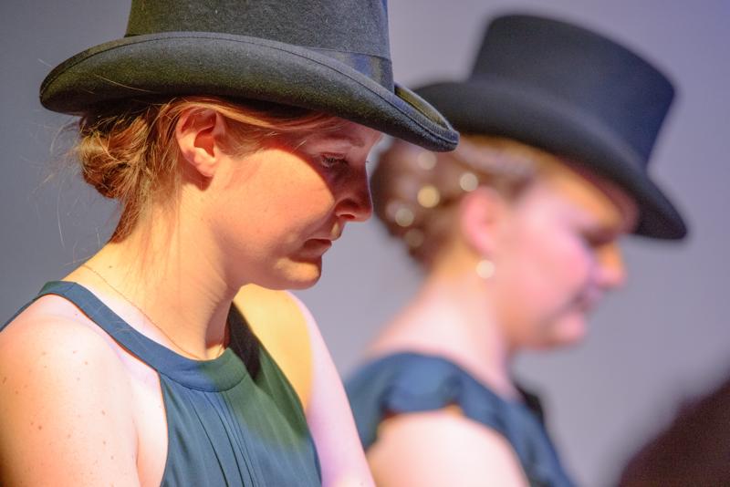  20150508-PB8_8460.JPG </br ><small> 2015-05-08 21:06</br >NIKON D800 + 150.0-600.0 mm f/5.0-6.3<br /> 450mm 1/125s f/6 ISO 5000</small>