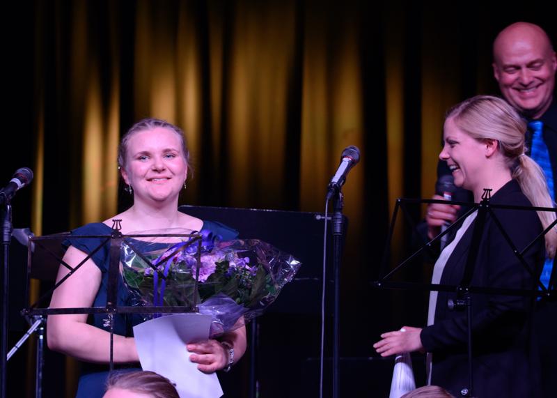  20150508-PB8_8479.JPG </br ><small> 2015-05-08 21:14</br >NIKON D800 + 150.0-600.0 mm f/5.0-6.3<br /> 150mm 1/125s f/5 ISO 1600</small>