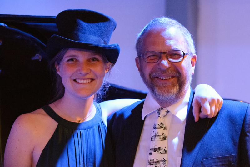  20150508-PB8_8534.JPG </br ><small> 2015-05-08 21:39</br >NIKON D800 + 70.0-200.0 mm f/2.8<br /> 70mm 1/125s f/4 ISO 12800</small>