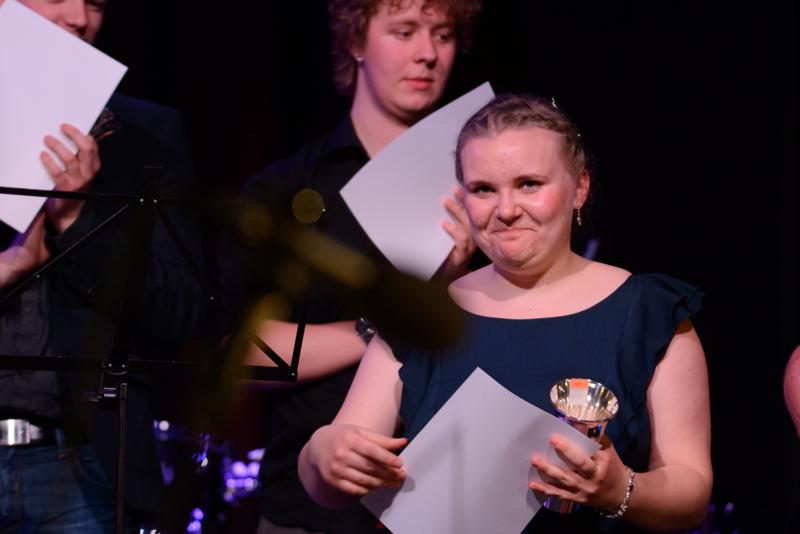  20150508-PB8_8423.JPG </br ><small> 2015-05-08 20:48</br >NIKON D800 + 150.0-600.0 mm f/5.0-6.3<br /> 190mm 1/160s f/5 ISO 3200</small>