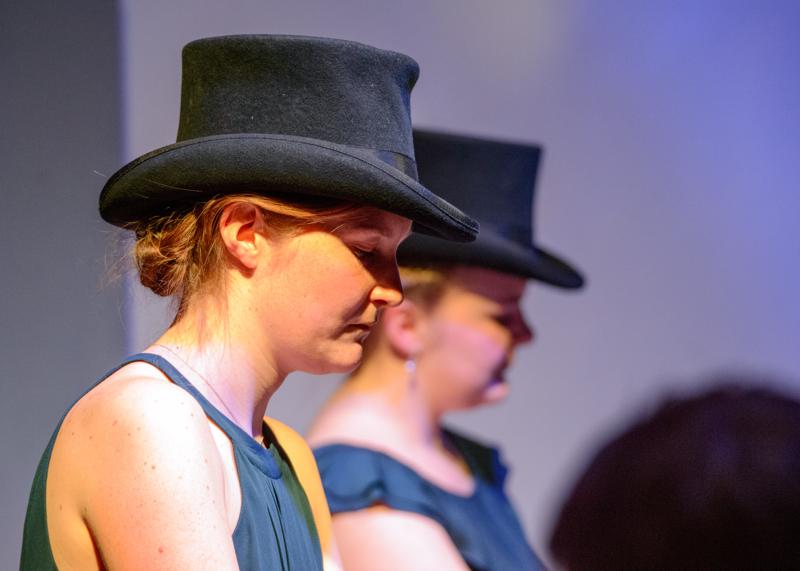  20150508-PB8_8457.JPG </br ><small> 2015-05-08 21:05</br >NIKON D800 + 150.0-600.0 mm f/5.0-6.3<br /> 320mm 1/125s f/5.6 ISO 6400</small>