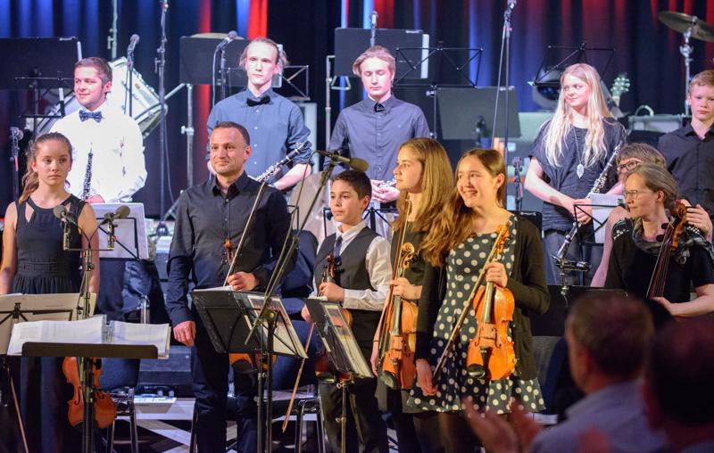  20150508-PB8_8531.JPG </br ><small> 2015-05-08 21:31</br >NIKON D800 + 70.0-200.0 mm f/2.8<br /> 125mm 1/125s f/4 ISO 5600</small>