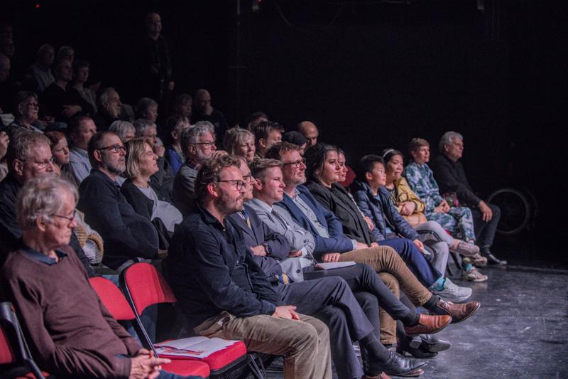  PBZ_6788.jpg </br ><small> 2024-04-12 20:13</br >NIKON Z 8 + VR 70-200mm f/2.8G<br /> 70mm 1/125s f/2.8 ISO 14400</small>