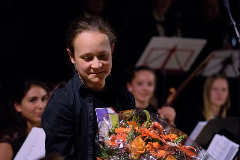  20160520-PB8_7669.JPG </br ><small> 2016-05-20 20:51</br >NIKON D800 150mm 1/250s f/5 ISO 12800</small>