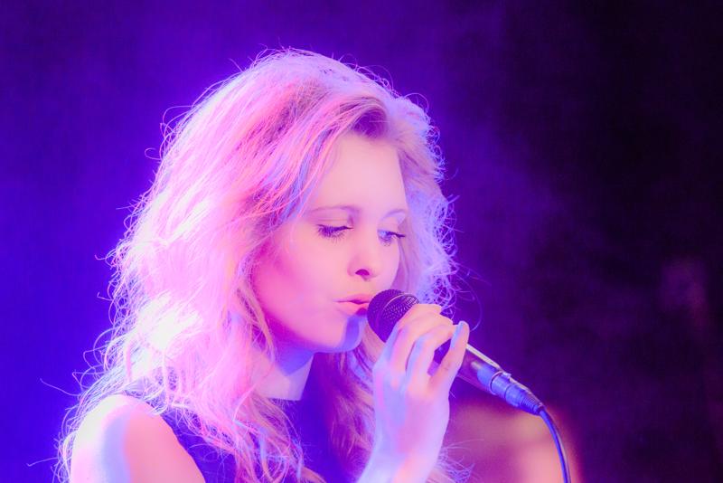  20160520-PB8_7675.JPG </br ><small> 2016-05-20 20:54</br >NIKON D800 500mm 1/250s f/6.3 ISO 10159</small>